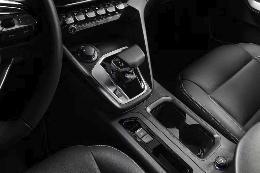 Fiat Titano Ranch 2026 Interior Console