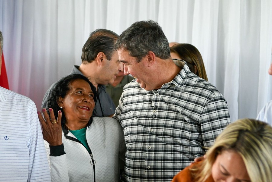 Governador Eduardo Riedel cumpre agenda em Mundo Novo