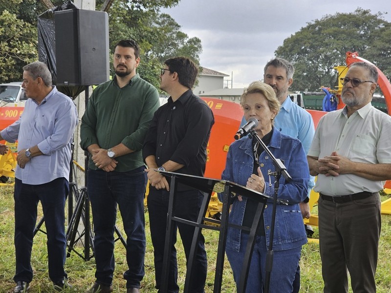 Governo do Estado viabiliza 77 máquinas e implementos